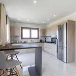 Vila Ktima Kritikos
